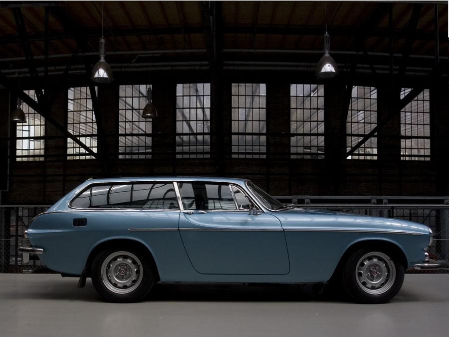  Volvo 1800 ES 1972 года  (фото 2 из 24)